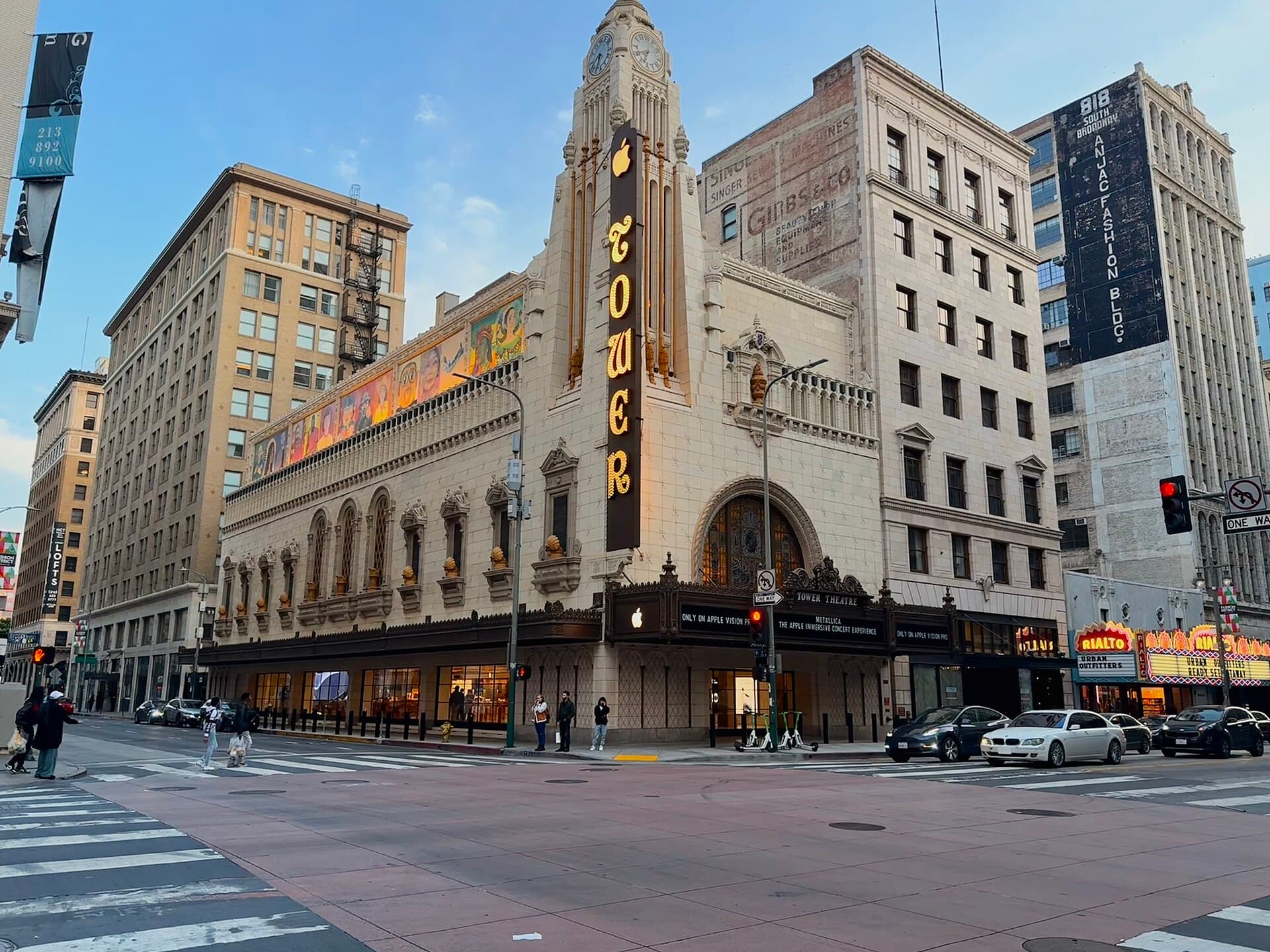 Apple Tower Theatre — 802 S. Broadway, Los Angeles