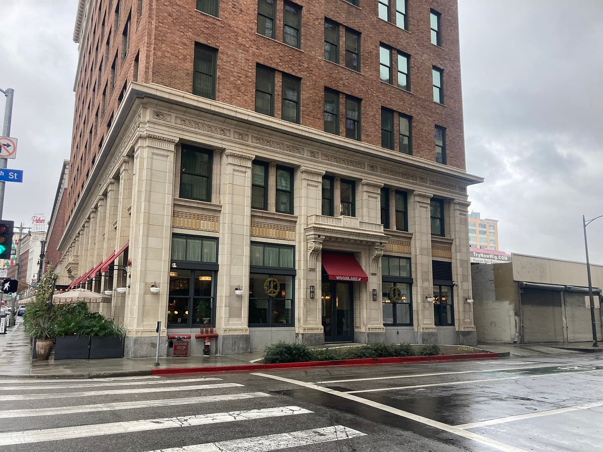 Hoxton Hotel — 1060 S. Broadway, Los Angeles