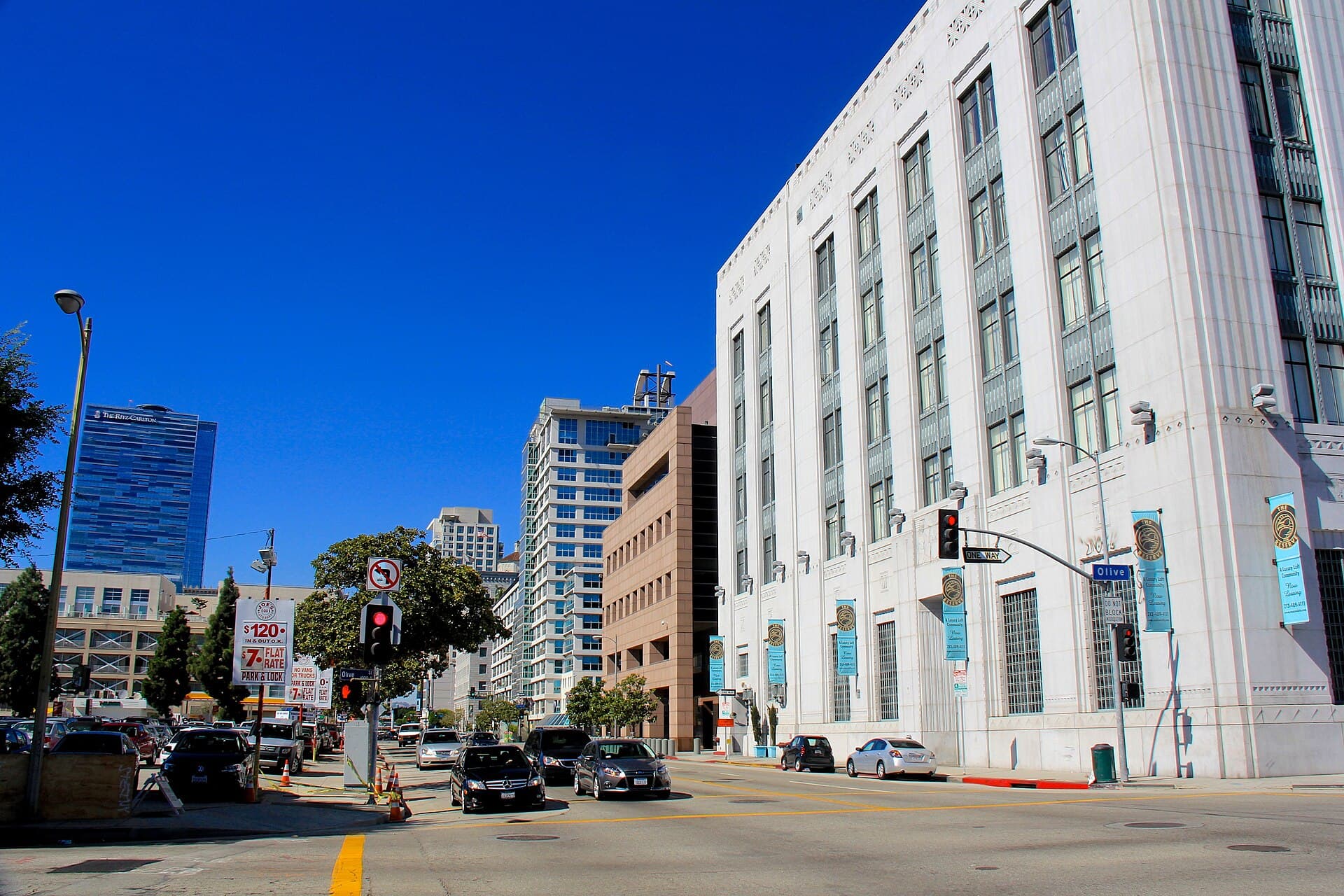 Olympic Lofts (Federal Reserve Building) — 409 W. Olympic Blvd., Los Angeles