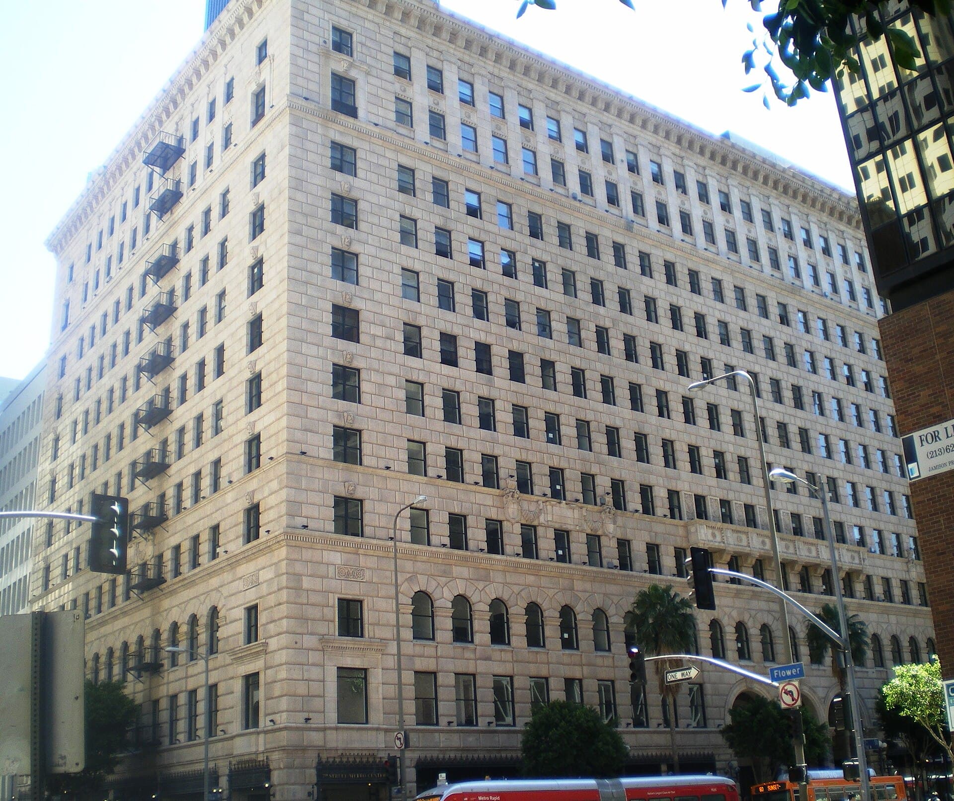 Roosevelt Lofts — 727 W. 7th St., Los Angeles